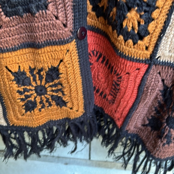 Vintage 90s Rafaella Crocheted Square Vest - Picture 3 of 7